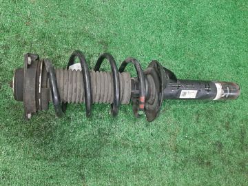 СТОЙКА НА VOLKSWAGEN TIGUAN 5N1 CCZC