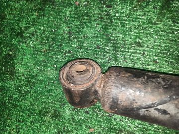 СТОЙКА НА PORSCHE CAYENNE 957 M55.01