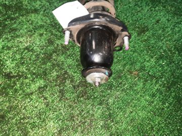 СТОЙКА НА TOYOTA COROLLA FIELDER ZRE142G 2ZR-FE