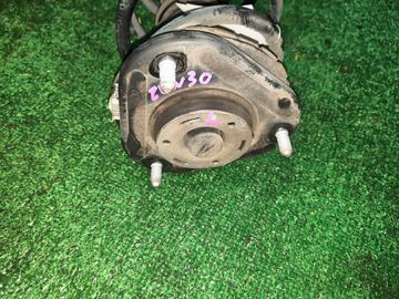 СТОЙКА НА TOYOTA PRIUS ZVW30 2ZR-FXE