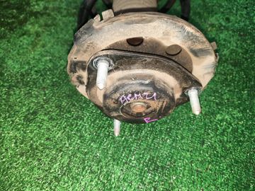 СТОЙКА НА TOYOTA IPSUM ACM21W 2AZ-FE