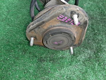 СТОЙКА НА TOYOTA WILL VS ZZE129 1ZZ-FE