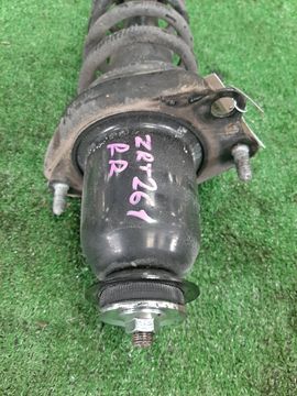 СТОЙКА НА TOYOTA PREMIO ZRT261 3ZR-FE