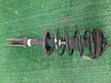 СТОЙКА НА MITSUBISHI LANCER CEDIA CS2A 4G15