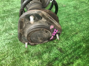 СТОЙКА НА TOYOTA COROLLA FIELDER ZRE144G 2ZR-FE