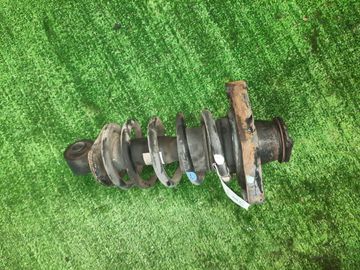 СТОЙКА НА NISSAN WINGROAD NY11 QG18DE