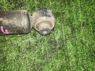 СТОЙКА НА SUBARU LEVORG VM4 FB16