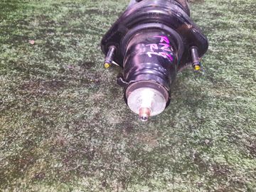 СТОЙКА НА HONDA STREAM RN6 R18A