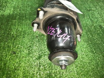 СТОЙКА НА TOYOTA COROLLA FIELDER NZE144G 1NZ-FE