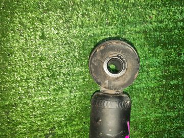 СТОЙКА НА MITSUBISHI OUTLANDER GF8W 4J12