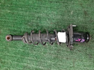 СТОЙКА НА TOYOTA COROLLA NZE121 1NZ-FE