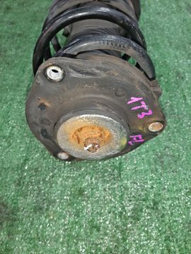 СТОЙКА НА VOLKSWAGEN TOURAN 1T3 CTHC