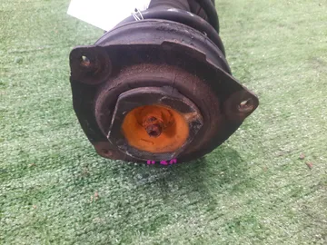 СТОЙКА НА NISSAN CUBE YGNZ11 HR15DE