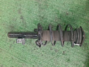 СТОЙКА НА MAZDA AXELA BK5P ZY-VE