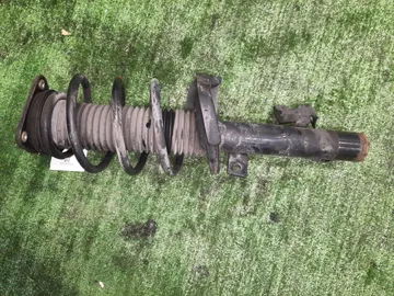 СТОЙКА НА MAZDA AXELA BK5P ZY-VE