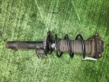 СТОЙКА НА VOLKSWAGEN GOLF 5K1 CBZ