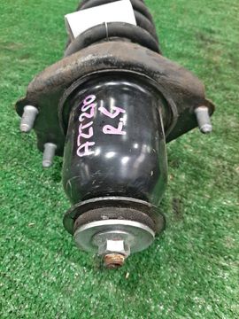 СТОЙКА НА TOYOTA AVENSIS AZT250 1AZ-FSE