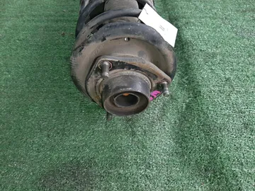 СТОЙКА НА NISSAN AVENIR W11 QG18DE