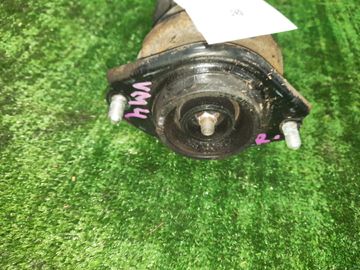 СТОЙКА НА SUBARU LEVORG VM4 FB16