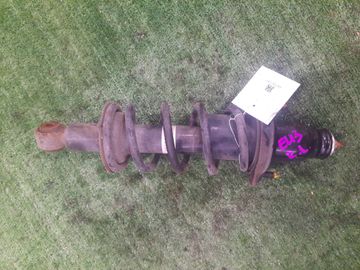 СТОЙКА НА HONDA CIVIC EU3 D17A