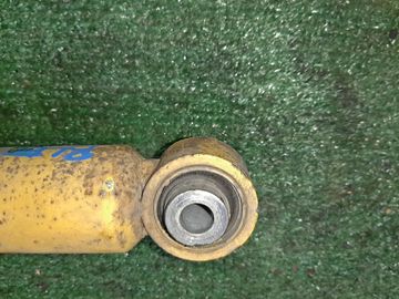 СТОЙКА НА SUBARU LEGACY BLE EZ30DE