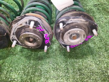 СТОЙКА НА TOYOTA NOAH ZRR70G 3ZR-FE