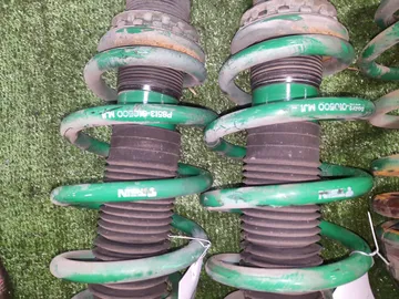 СТОЙКА НА HONDA STEPWGN RK5 R20A