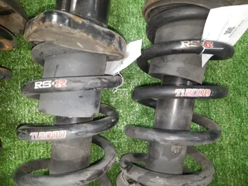 СТОЙКА НА HONDA EDIX BE1 D17A