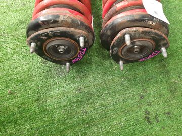 СТОЙКА НА SUZUKI ESCUDO TDA4W J24B