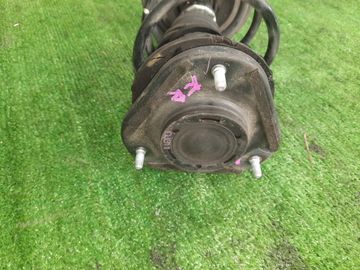 СТОЙКА НА TOYOTA COROLLA  AXIO NZE141 1NZ-FE