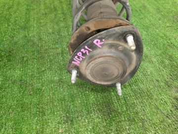 СТОЙКА НА TOYOTA BB NCP31 1NZ-FE