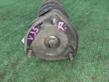 СТОЙКА НА NISSAN SKYLINE V35 VQ25DD