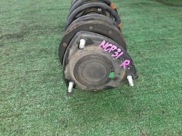 СТОЙКА НА TOYOTA BB NCP31 1NZ-FE