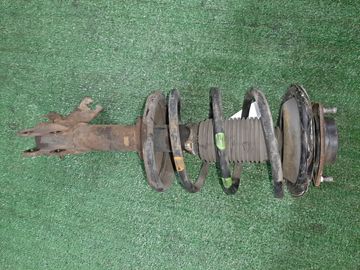 СТОЙКА НА NISSAN LIBERTY RM12 QR20DE