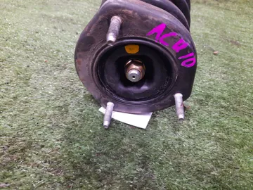 СТОЙКА НА TOYOTA HARRIER ACU10W 2AZ-FE