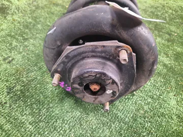 СТОЙКА НА NISSAN SERENA C24 SR20DE