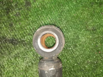 СТОЙКА НА TOYOTA COROLLA NZE121 1NZ-FE