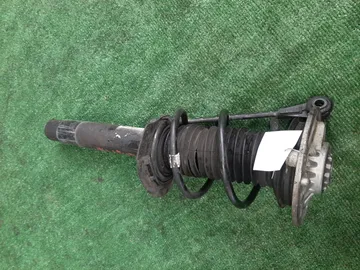 СТОЙКА НА BMW 116I F20 N13B16A