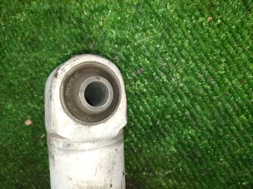 СТОЙКА НА BMW 520I E60