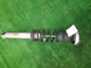 СТОЙКА НА BMW 520I E60