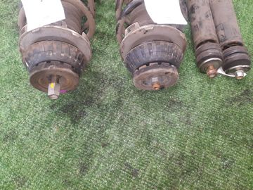 СТОЙКА НА HONDA INSIGHT ZE2 LDA