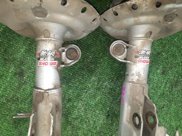 СТОЙКА НА HONDA INSIGHT ZE2 LDA