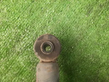 СТОЙКА НА MITSUBISHI LANCER CEDIA CS2A 4G15