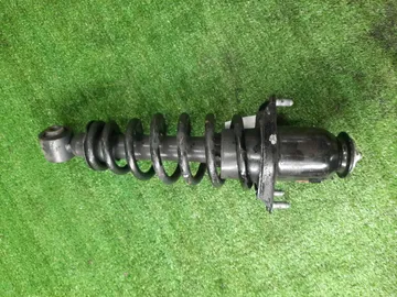 СТОЙКА НА TOYOTA COROLLA NZE124 1NZ-FE