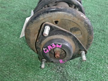 СТОЙКА НА MITSUBISHI RVR GA3W 4B10