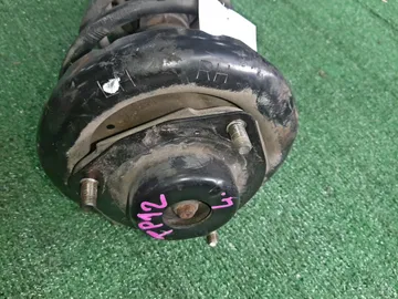 СТОЙКА НА NISSAN PRIMERA P12 QR20DE