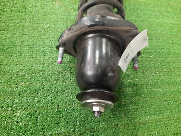 СТОЙКА НА TOYOTA COROLLA  AXIO ZRE142 2ZR-FE