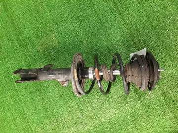 СТОЙКА НА TOYOTA COROLLA  AXIO ZRE142 2ZR-FE