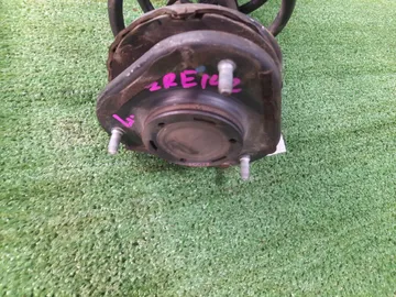 СТОЙКА НА TOYOTA COROLLA  AXIO ZRE142 2ZR-FE