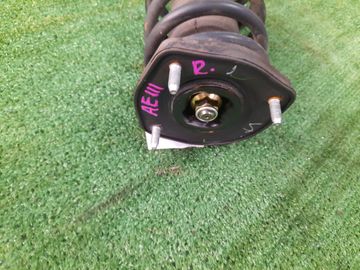 СТОЙКА НА TOYOTA COROLLA AE111 4A-FE